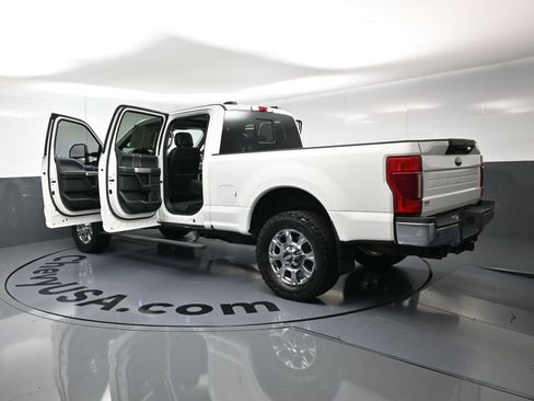 Used 2020 Ford F250 Lariat w/ Lariat Ultimate Package AWD/4WD image 29
