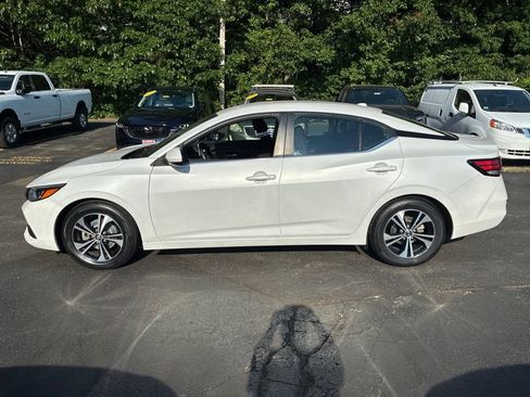 Certified 2023 Nissan Sentra SV w/ Trunk Package FWD image 4
