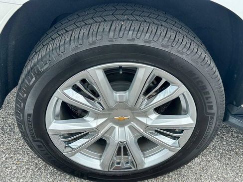 Used 2023 Chevrolet Tahoe High Country AWD/4WD image 29