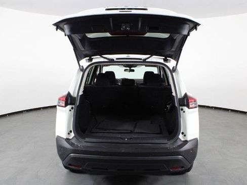 Certified 2021 Nissan Rogue S FWD image 17