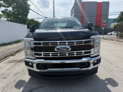 Used 2024 Ford F250 XLT AWD/4WD image 7