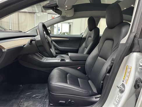 Used 2023 Tesla Model 3 Long Range image 11