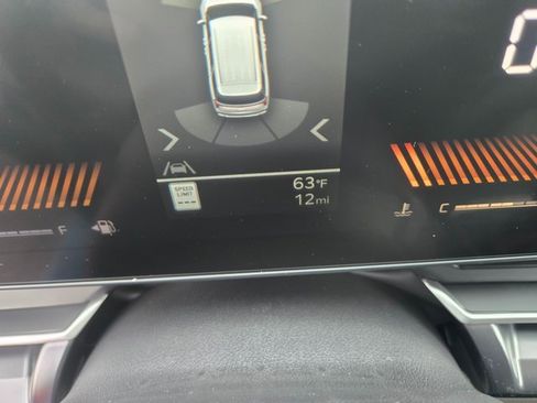 New 2026 Kia Carnival image 3