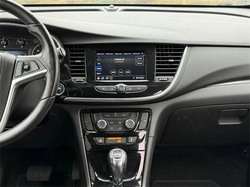 Used 2022 Buick Encore Preferred image 14