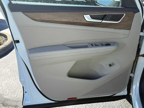 New 2026 Volkswagen Atlas SE AWD/4WD image 5