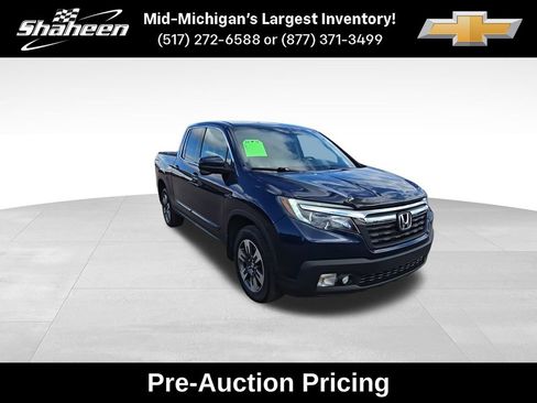Used 2017 Honda Ridgeline RTL-T image 2