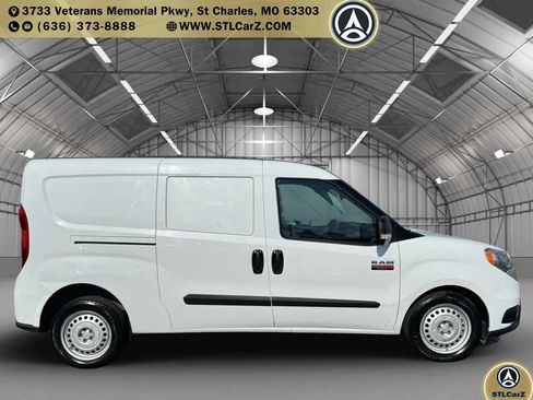 Used 2022 RAM ProMaster City Tradesman image 2