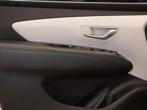 Used 2023 Hyundai Tucson Limited image 22