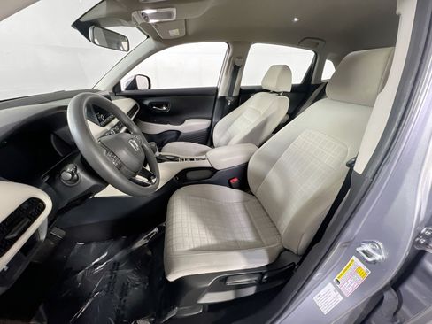 Used 2023 Honda HR-V LX image 19