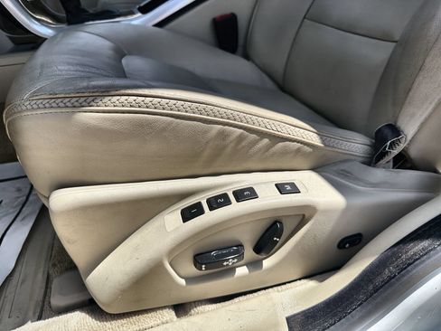 Used 2016 Volvo XC70 T5 Platinum FWD image 12