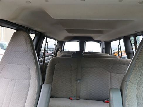 Used 2018 Chevrolet Express 3500 LT w/ LT Preferred Equipment Group RWD image 24