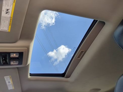 Used 2013 RAM 1500 Sport w/ Sport Premium Group image 16