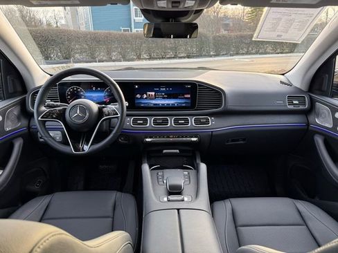 Certified 2026 Mercedes-Benz GLS 450 4MATIC image 12