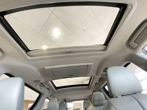 Used 2014 Toyota Sienna Limited AWD/4WD image 24