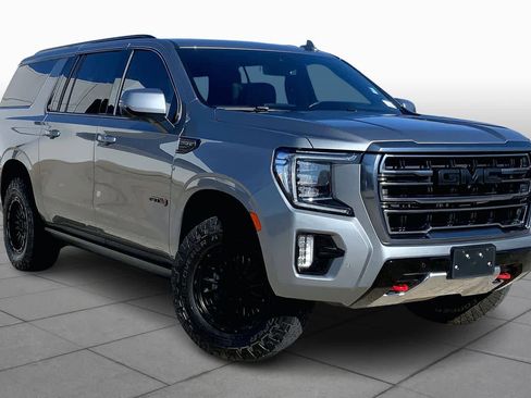 Used 2023 GMC Yukon XL AT4 w/ AT4 Premium Plus Package image 2