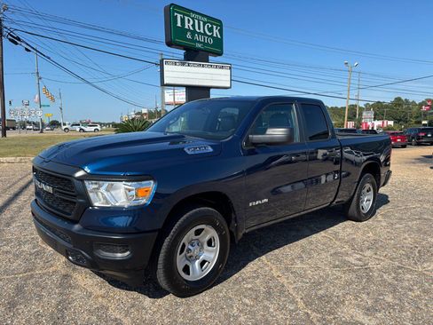 Used 2022 RAM 1500 Tradesman w/ Tradesman Group image 1