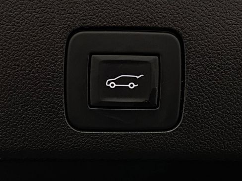 Used 2023 Buick Encore GX Essence w/ Experience Buick Package FWD image 66