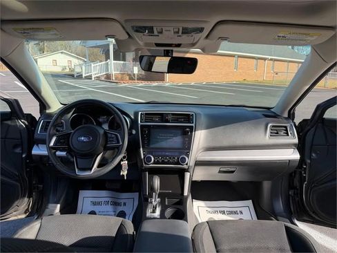 Used 2018 Subaru Outback 2.5i Premium image 13