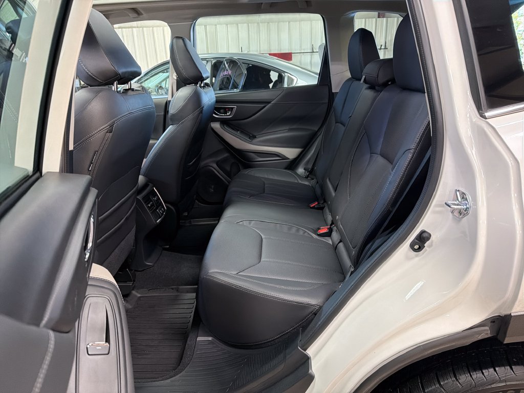 Certified 2023 Subaru Forester Limited AWD/4WD image 18