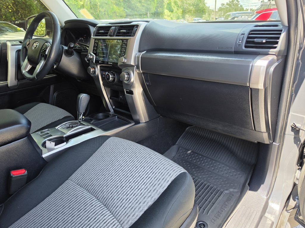 Used 2024 Toyota 4Runner SR5 RWD image 12