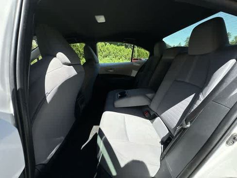 Used 2024 Toyota Corolla SE FWD image 17
