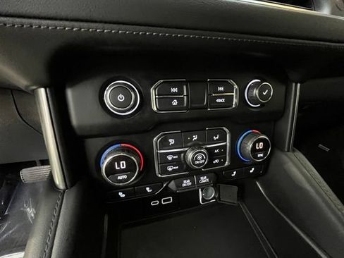 Used 2021 Chevrolet Tahoe LT w/ Luxury Package AWD/4WD image 26