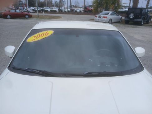 Used 2006 Nissan 350Z Enthusiast w/ (N93) Cargo Convenience Pkg image 27