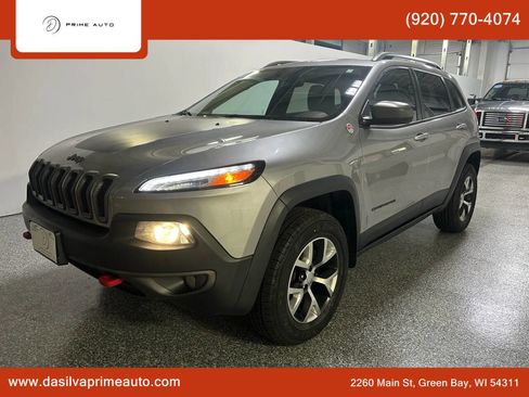 Used 2016 Jeep Cherokee Trailhawk w/ Cold Weather Group image 1