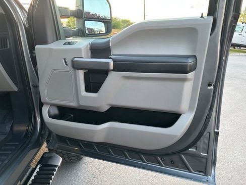 Used 2022 Ford F250 XLT AWD/4WD image 18