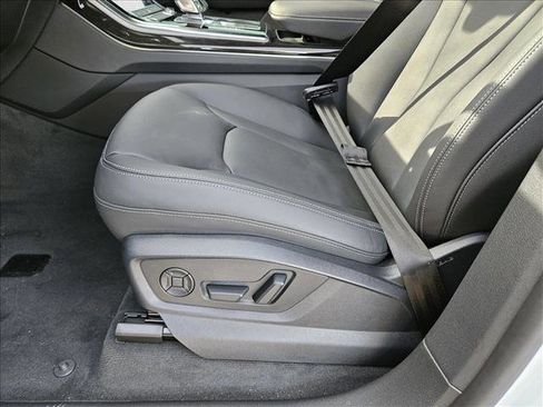 Certified 2025 Audi Q8 Premium w/ Black Optic Package image 4