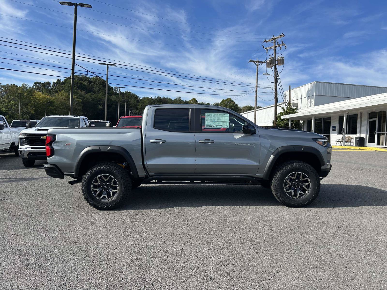 New 2026 Chevrolet Colorado ZR2 w/ Technology Package AWD/4WD image 8