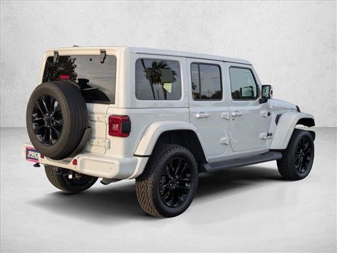 Used 2021 Jeep Wrangler Unlimited Sahara image 5