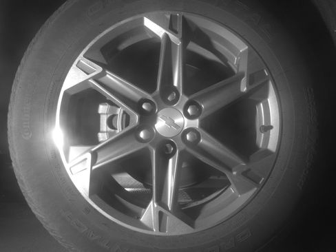 Used 2025 Chevrolet Blazer LT FWD image 15