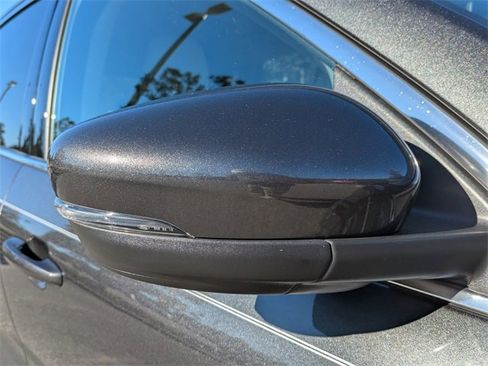 Certified 2020 Ford Escape Titanium image 11