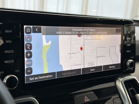 Used 2023 Kia Sorento SX FWD image 19