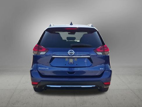 Used 2020 Nissan Rogue SV FWD image 5