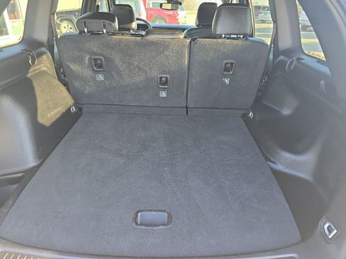 Used 2024 Jeep Grand Cherokee Altitude image 5