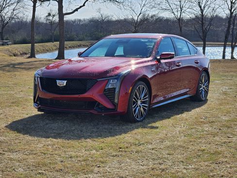 New 2026 Cadillac CT5 V image 2