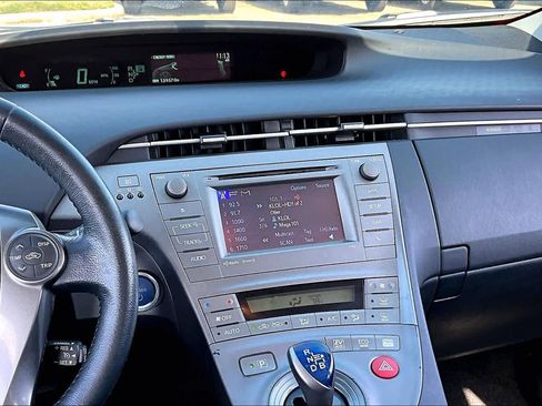 Used 2015 Toyota Prius Persona Series image 5