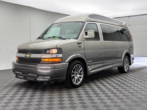 Used 2021 Chevrolet Express 2500 LS w/ Enhanced Convenience Package RWD image 13