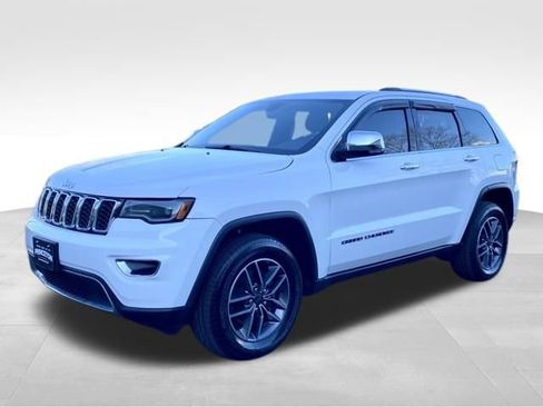 Used 2019 Jeep Grand Cherokee Limited w/ Luxury Group II image 3