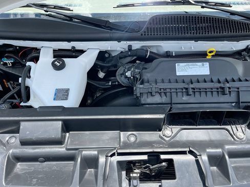 Used 2025 GMC Savana 2500 w/ Driver Convenience Package RWD image 25