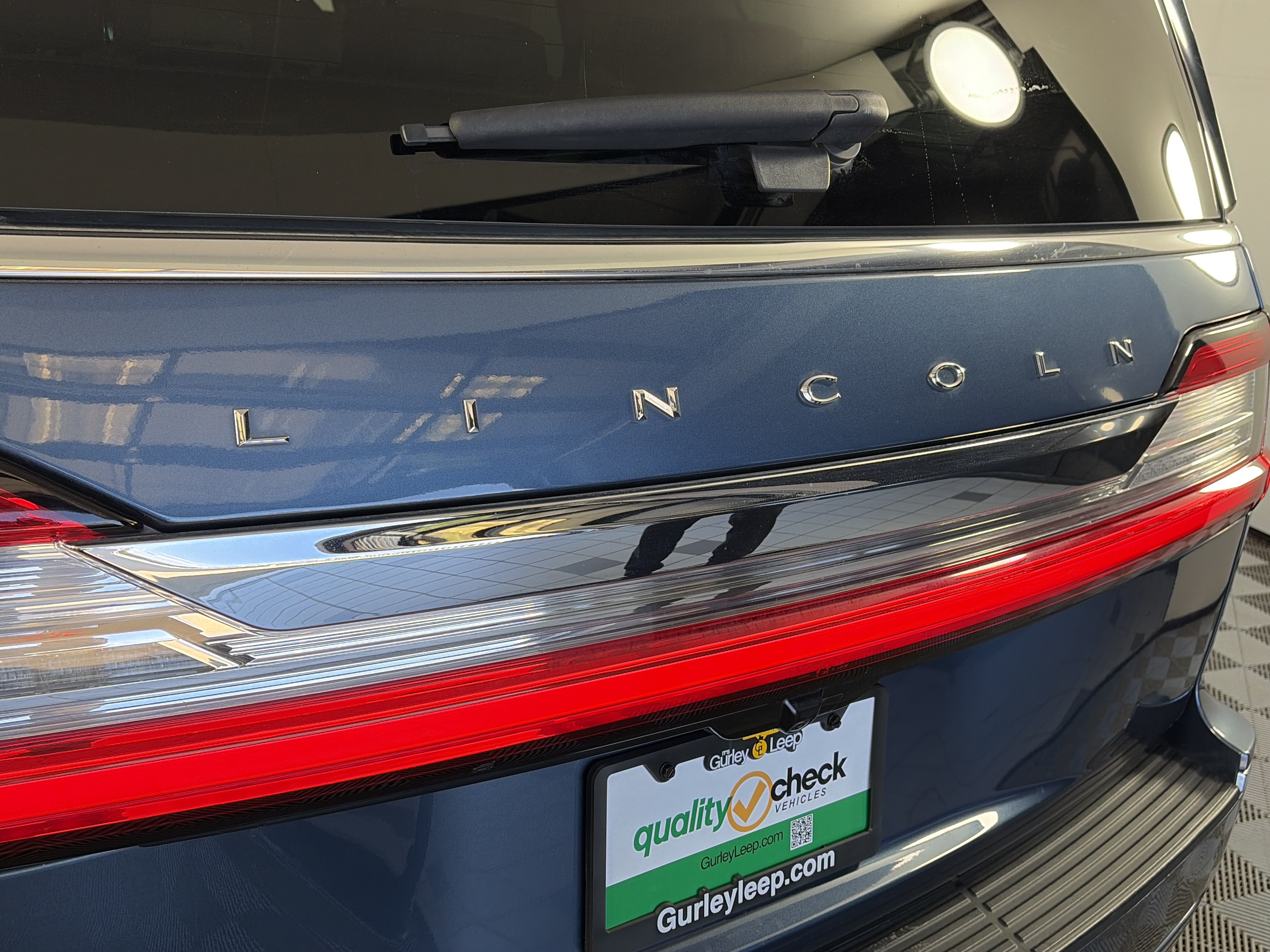 Used 2018 Lincoln Navigator Select w/ Technology Package AWD/4WD image 17