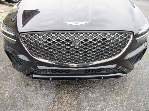 Used 2022 Genesis GV70 2.5T w/ Sport Prestige Package AWD/4WD image 4