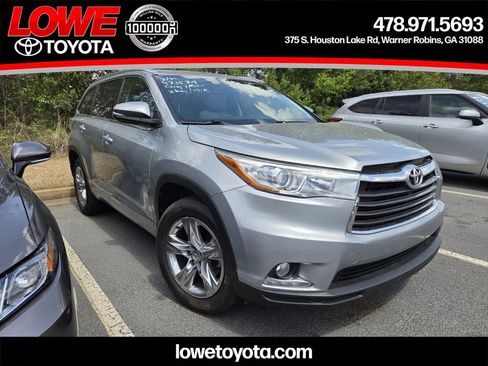 Used 2015 Toyota Highlander Limited image 1