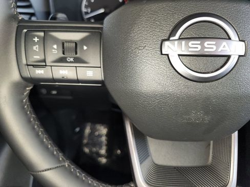 Used 2026 Nissan Rogue SV FWD image 24