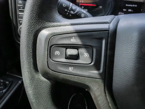 Used 2020 Chevrolet Silverado 1500 Custom w/ Custom Value Package AWD/4WD image 19
