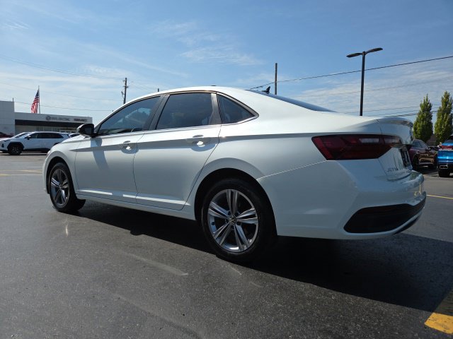 Used 2022 Volkswagen Jetta SE FWD image 5