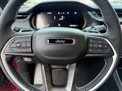 New 2026 Jeep Grand Cherokee L 4WD image 16