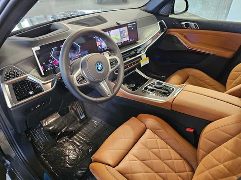 New 2026 BMW X5 xDrive50e AWD/4WD image 2